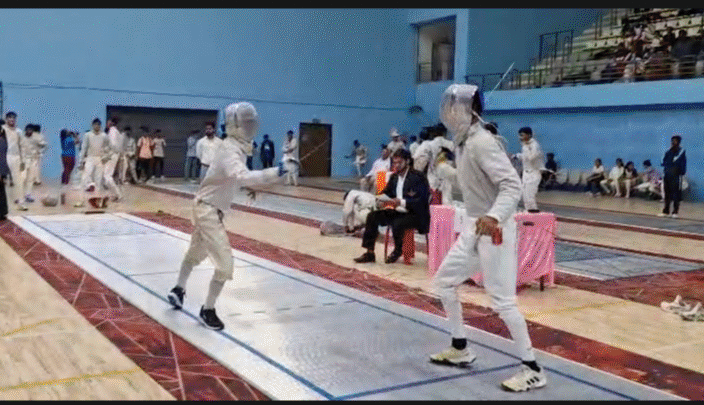 हल्द्वानी में राष्ट्रीय तलवारबाजी प्रतियोगिता का आगाज, व्यवस्थाओं पर उठे सवाल